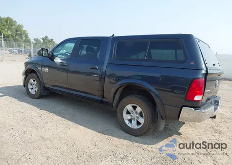 2015 Ram 1500 Outdoorsman z USA, uszkodzony, nr VIN 1C6RR7LT2FS673419